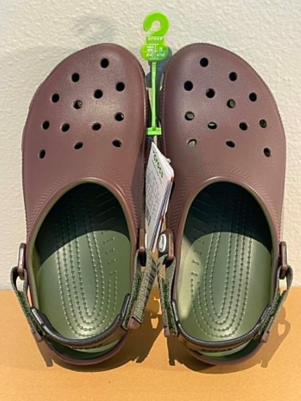 Crocs Turbo Classic Clog - Coffee Color - Adjustable Backstrap Rubber Sole - NWT
